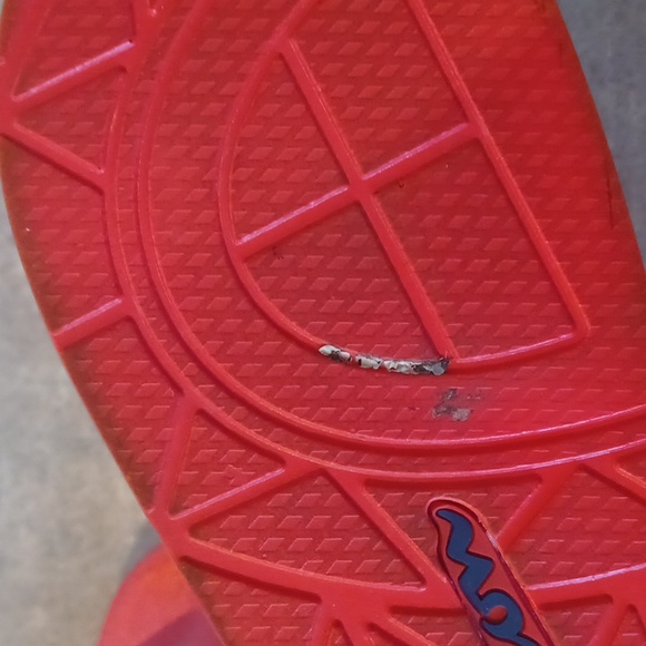 Champion Stylish Red Slides - Picture 7 of 7